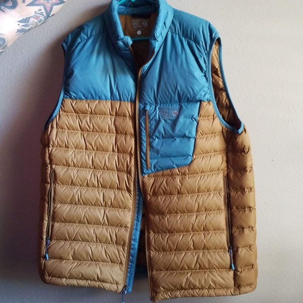 Mountain Hardwear insulated vest